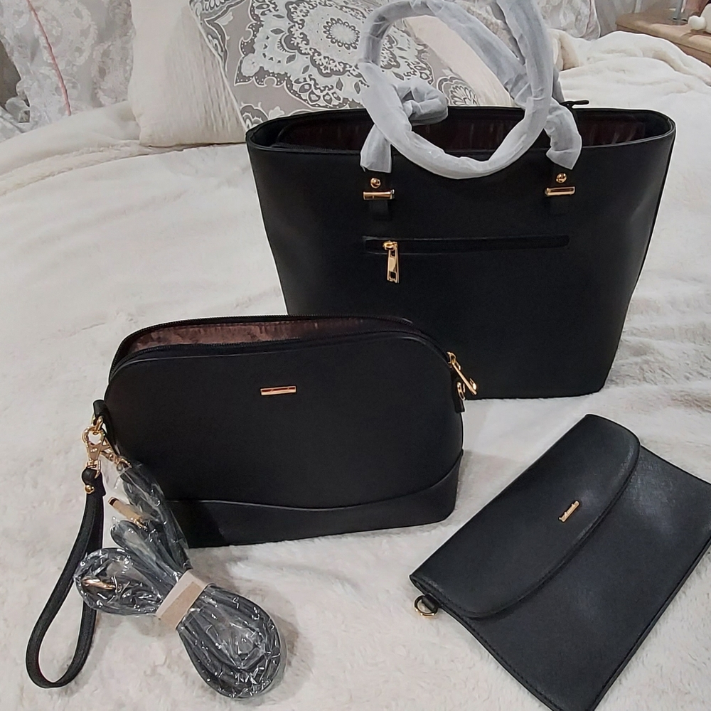 Black purse